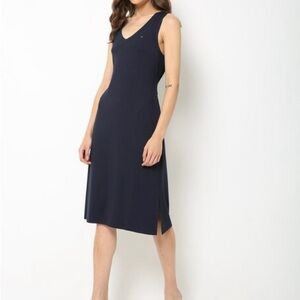 TOMMY HILFIGER
Sleeveless A-line Dress with Back Tie-Up